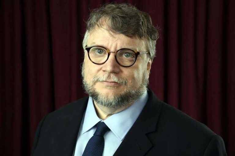 Desestiman supuesto plagio de Guillermo del Toro