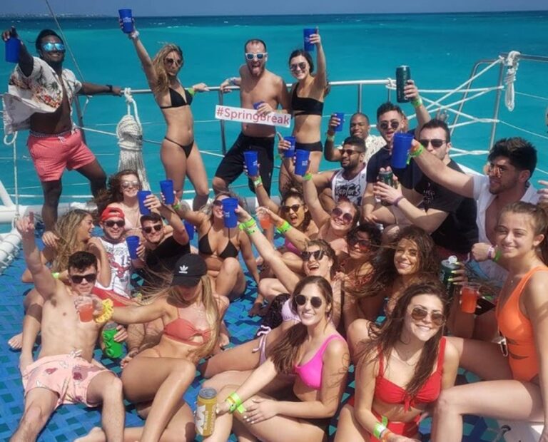 Digitalizan códigos de conducta para spring breakers en Quintana Roo