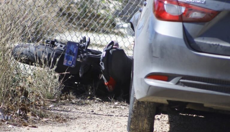 MOTOCICLISTA LUCHA POR SU VIDA TRAS FUERTE ACCIDENTE EN EL NORTE DE MÉRIDA 🚑
